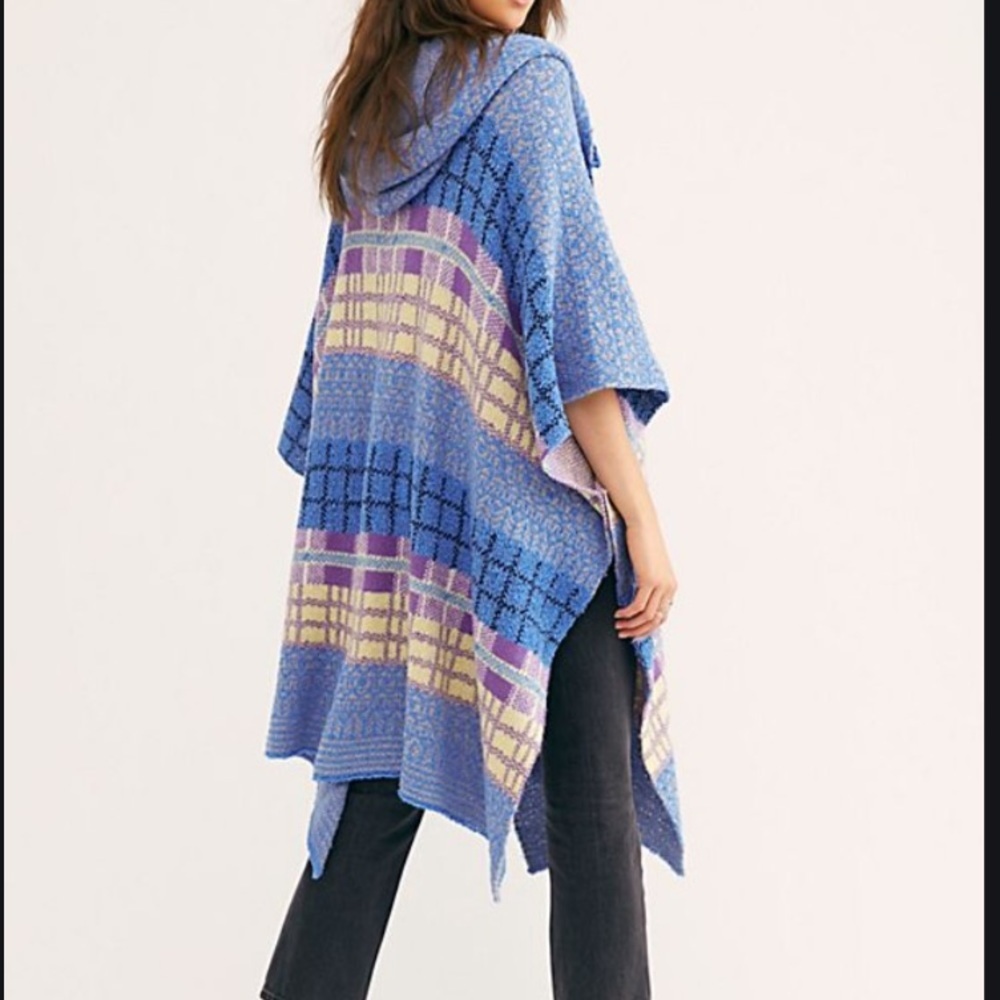 NWOT FREE PEOPLE MERCER HOODED KIMONO PONCHO Z11-7